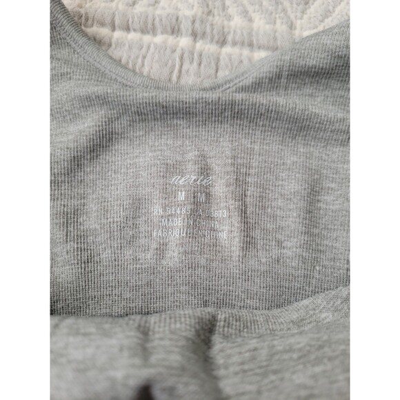 Aerie Sports Bra M nwt - Picture 3 of 3